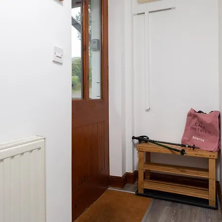 Daire High Dow Crag *